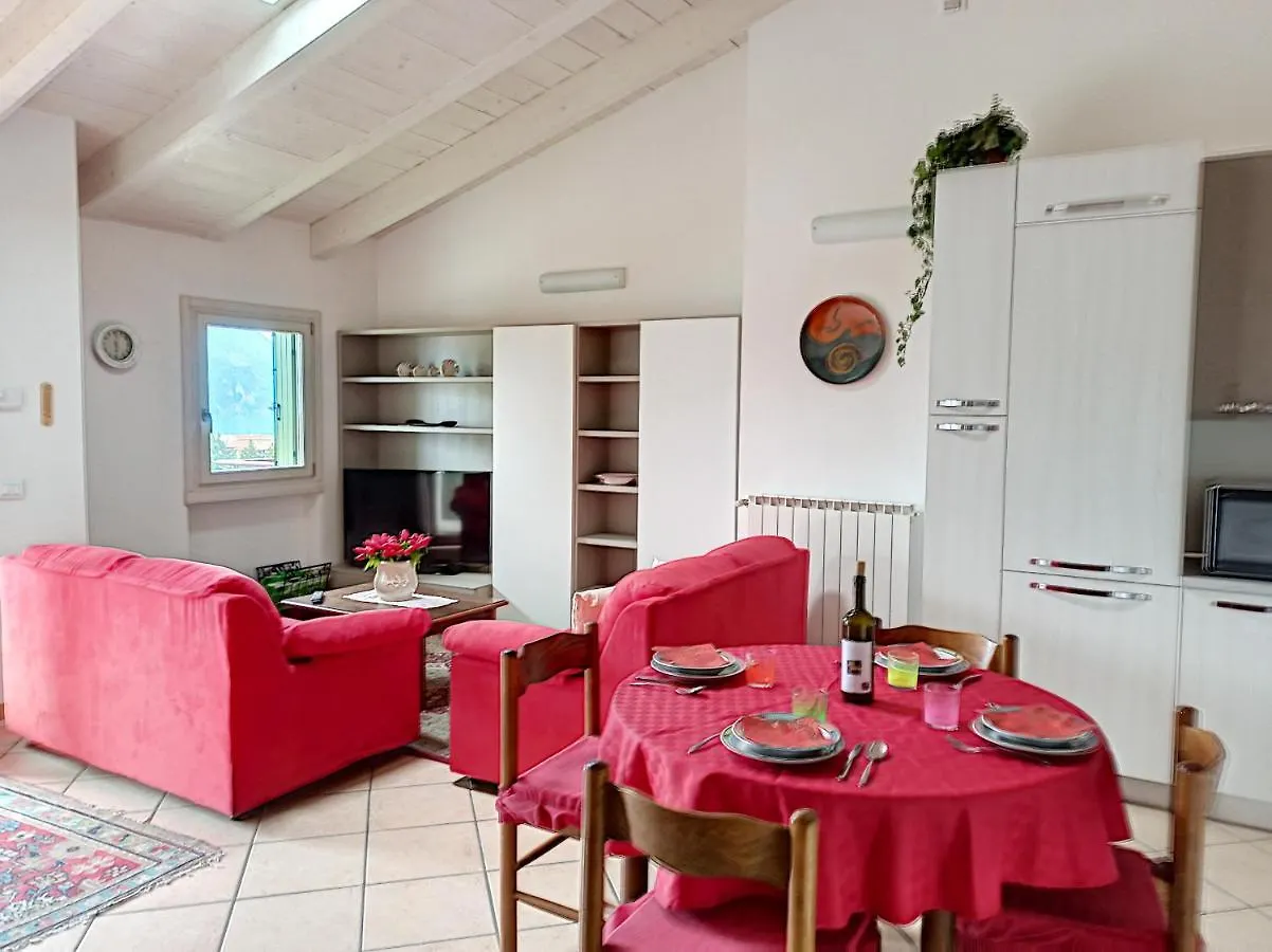 Feel At Home - Casa Sofia Lovere Apartment