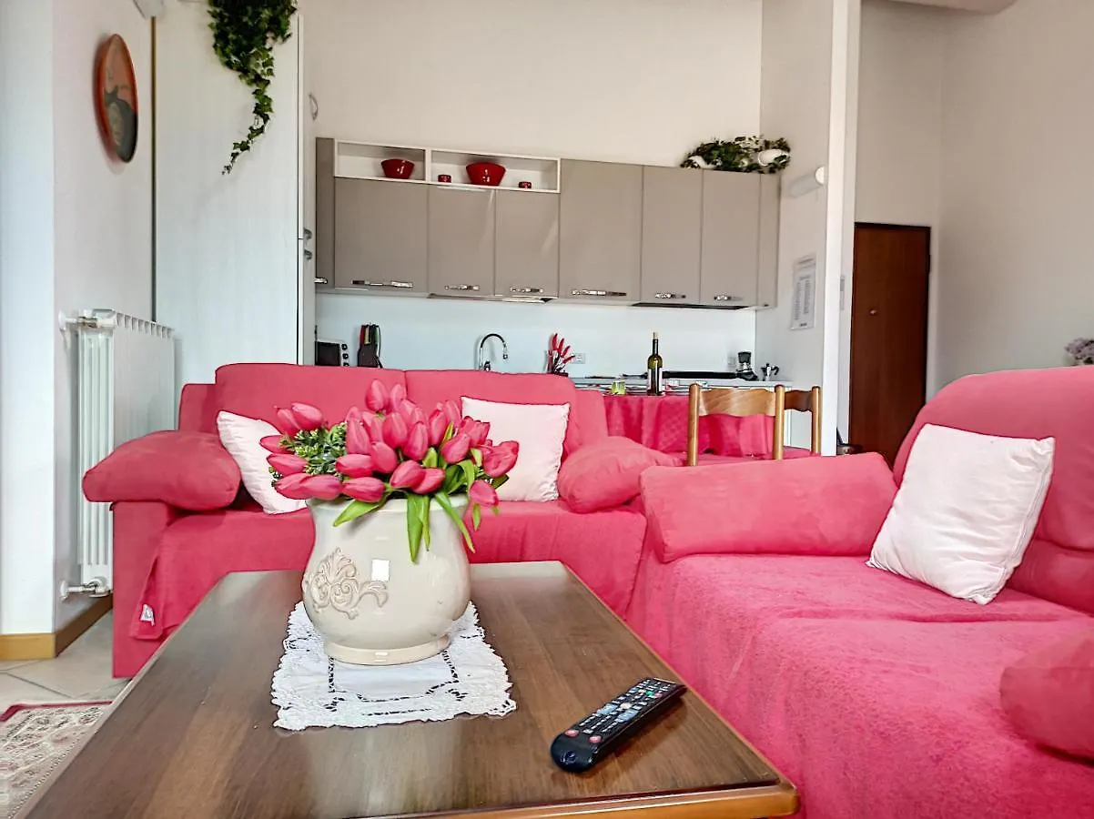 Apartment Feel At Home - Casa Sofia Lovere Italy